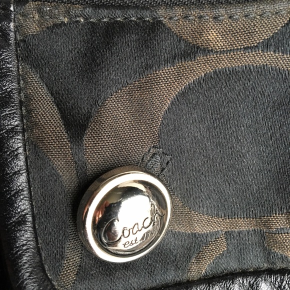 Coach purse - Picture 3 of 5